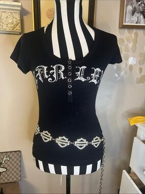 Y2K Harley-Davidson Black Short Sleeve Tee with White Script and Studded Chain